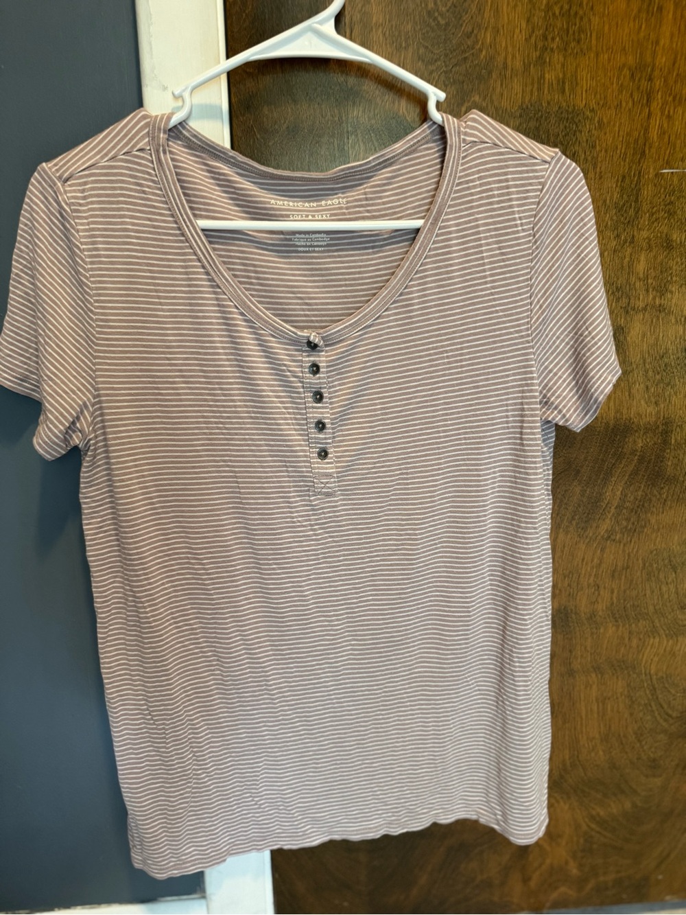American Eagle Soft & Sexy Striped Short-Sleeve Henley Top in Mauve small